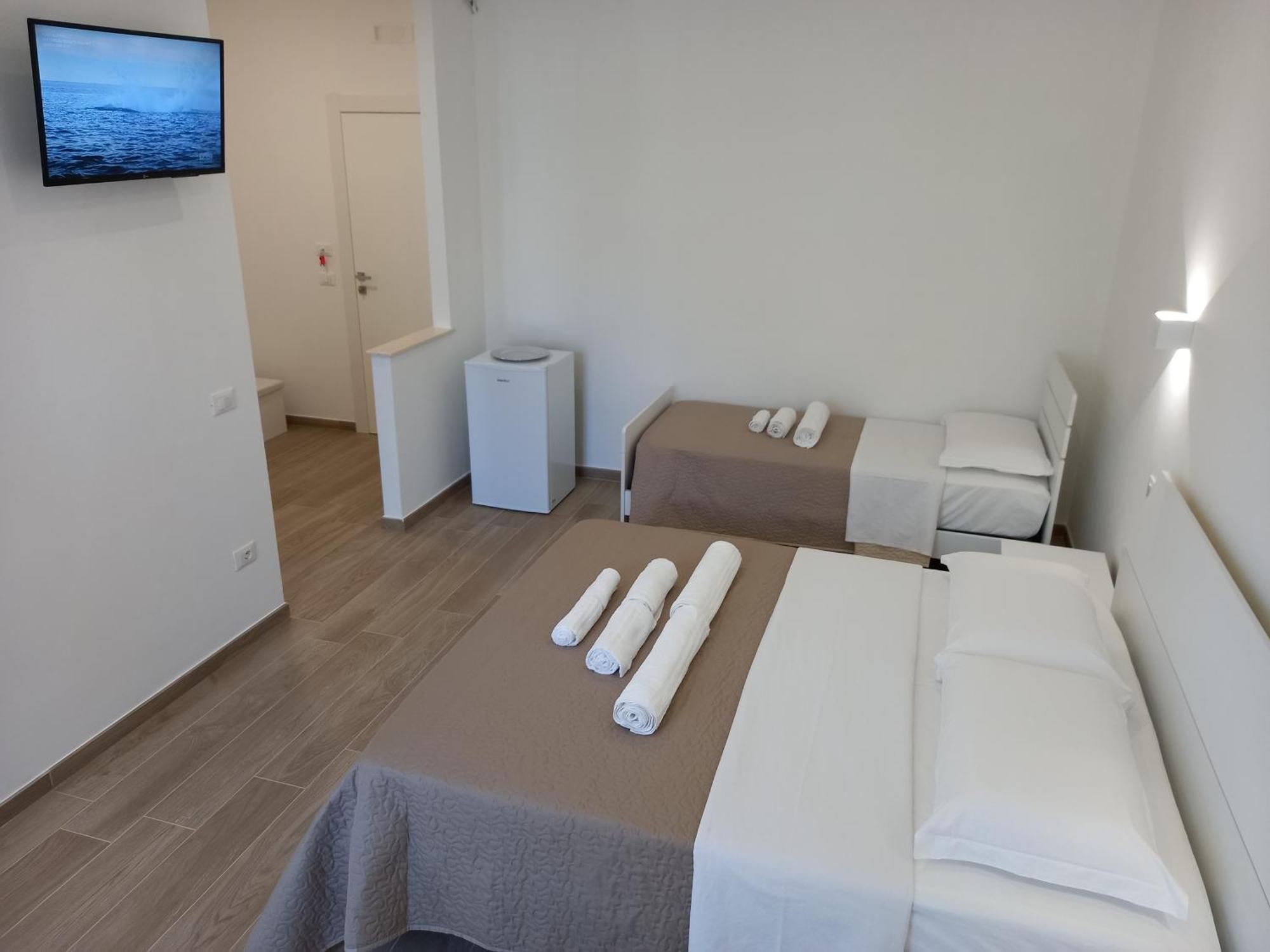 Amare Bed & Breakfast Rodi Garganico Room photo